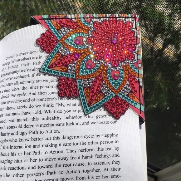 Diamond Art Lotus Flower Corner Bookmark, Colorful, Sparkly, Bling (PINK/BLUE) - Picture 15 of 17